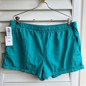 Aritzia Tna Claremont 2" Short Aqua Teal